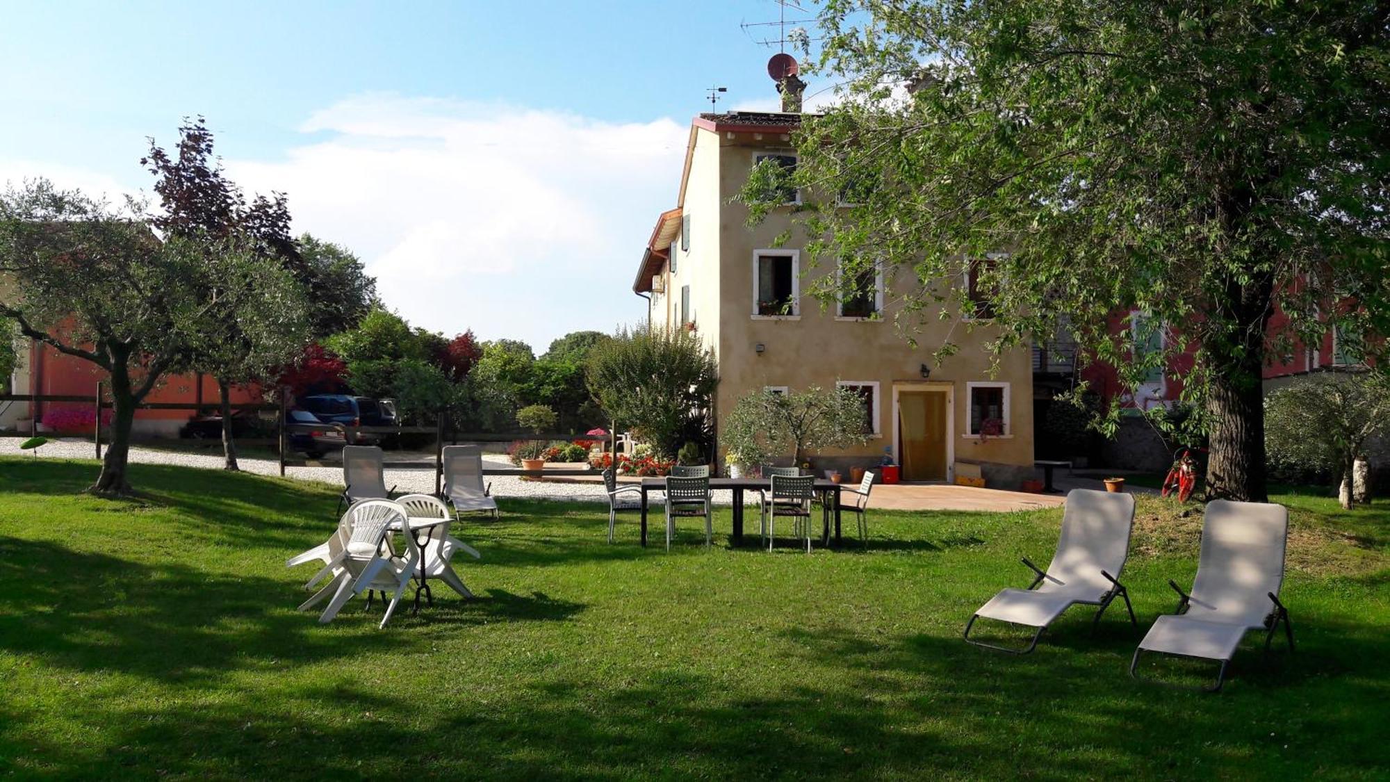 Al Torcol Agriturismo Hostal Monzambano Exterior foto